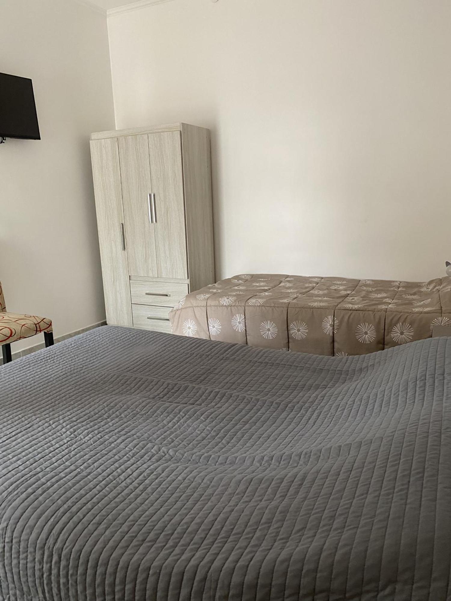 Temporarios Saenz Pena Apartment Президенсия Роке Саенс Пеня Екстериор снимка