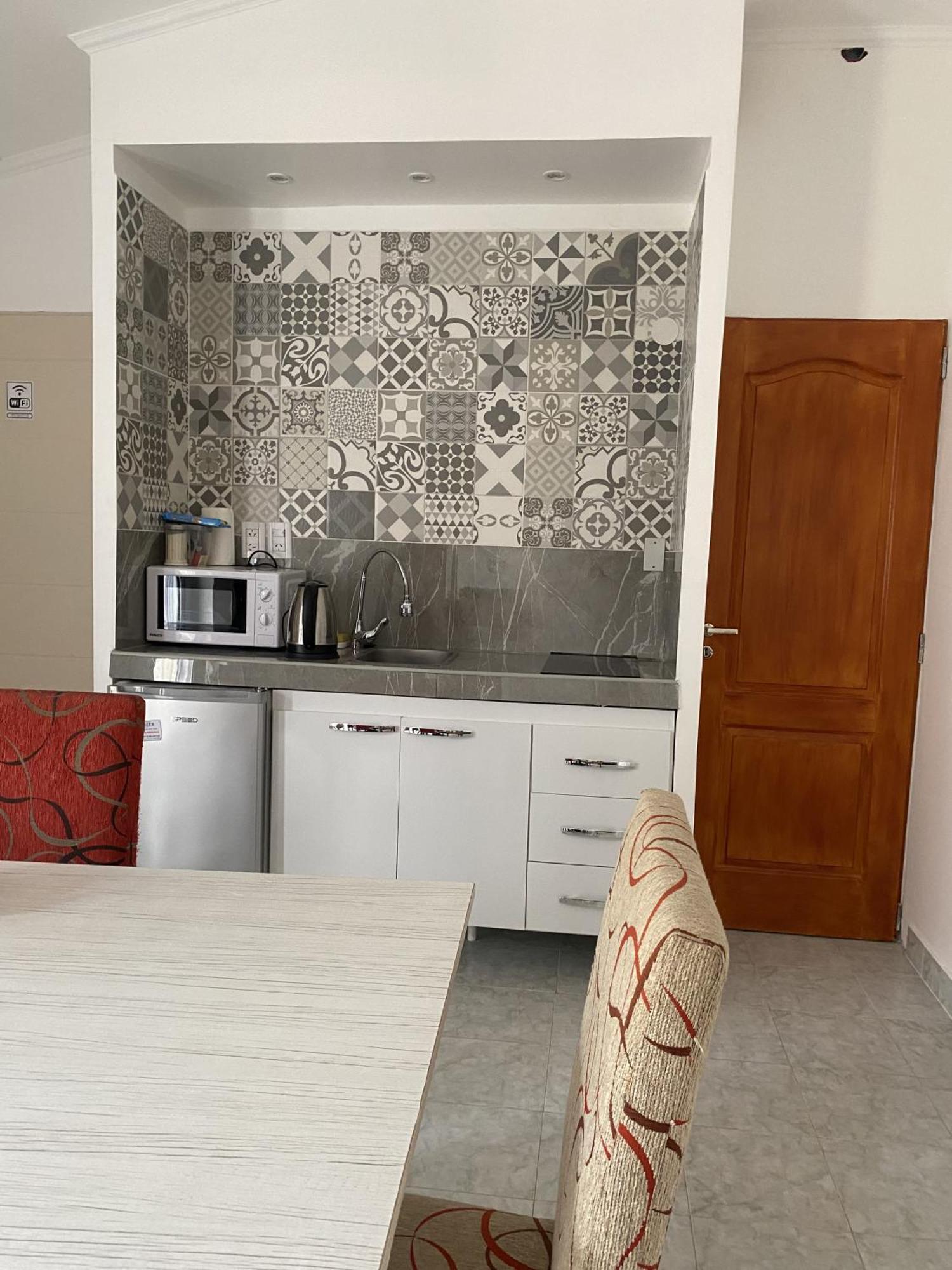 Temporarios Saenz Pena Apartment Президенсия Роке Саенс Пеня Екстериор снимка