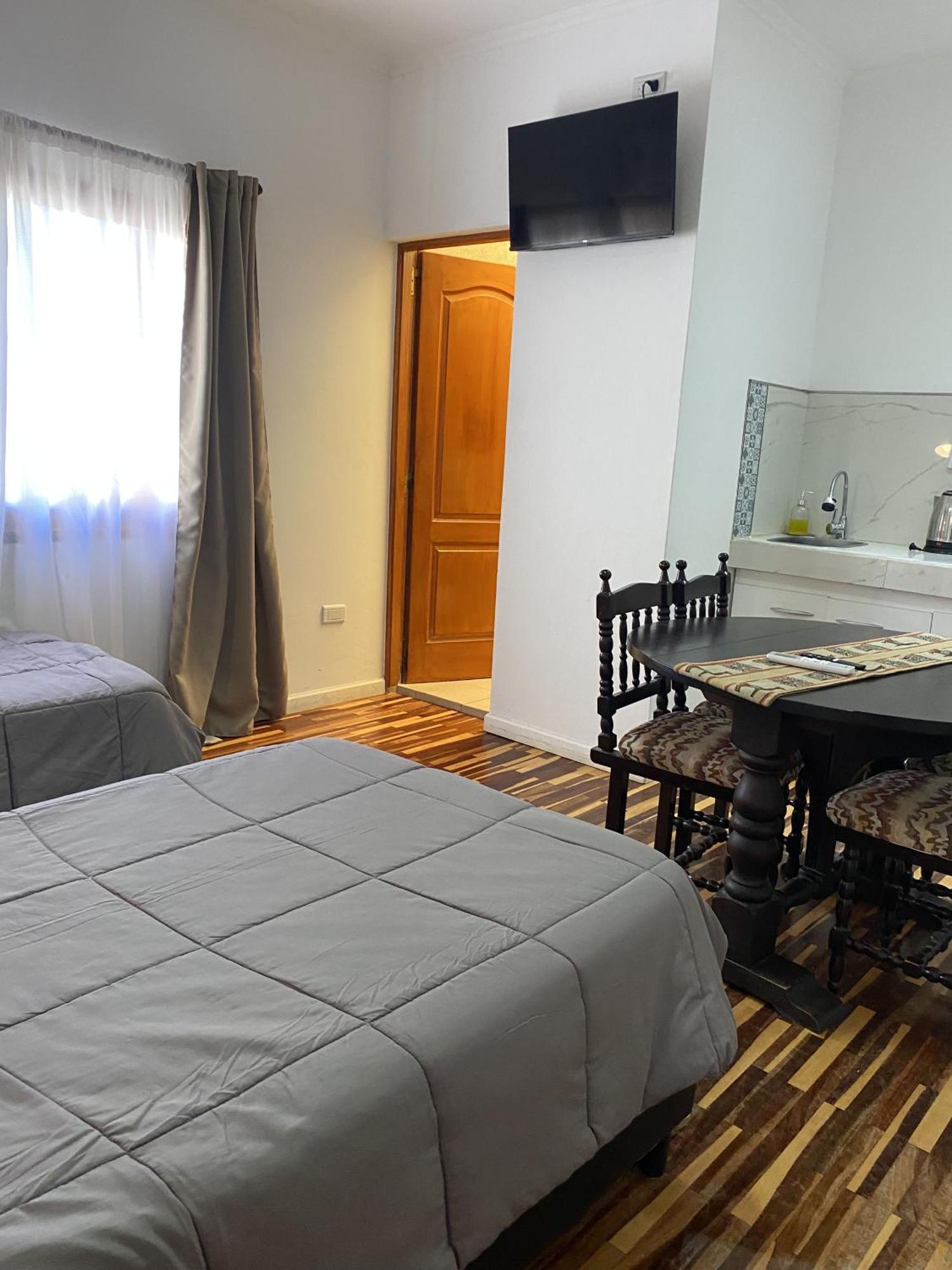 Temporarios Saenz Pena Apartment Президенсия Роке Саенс Пеня Екстериор снимка