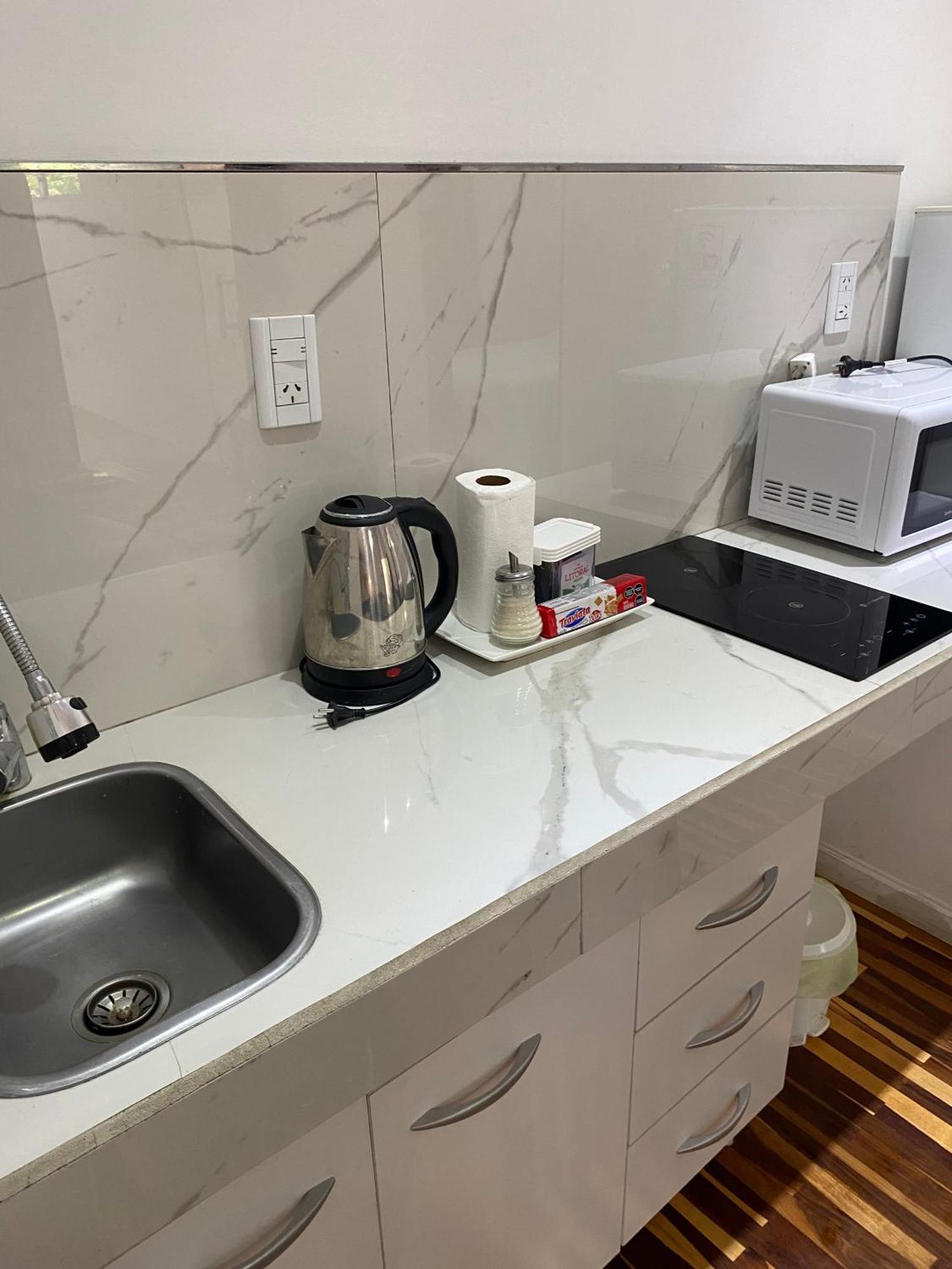 Temporarios Saenz Pena Apartment Президенсия Роке Саенс Пеня Екстериор снимка